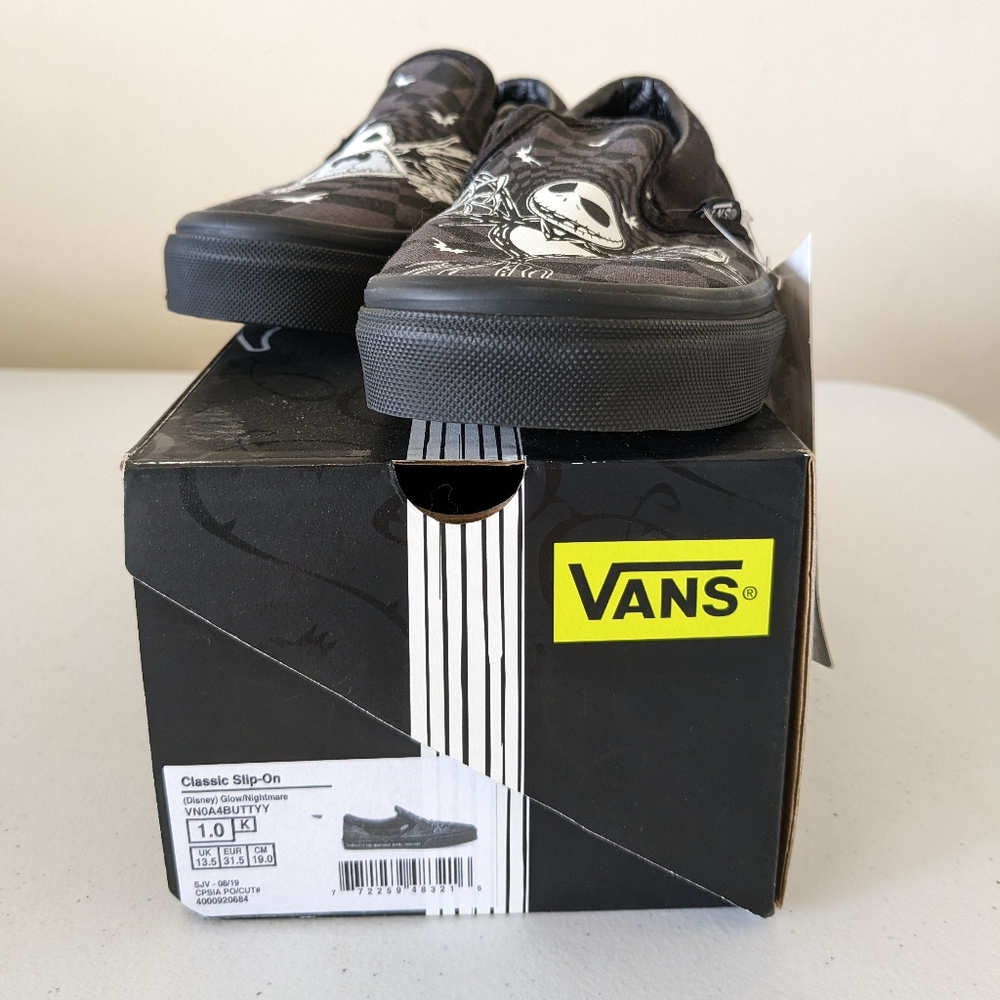 Nightmare Before Christmas Vans size 1.0